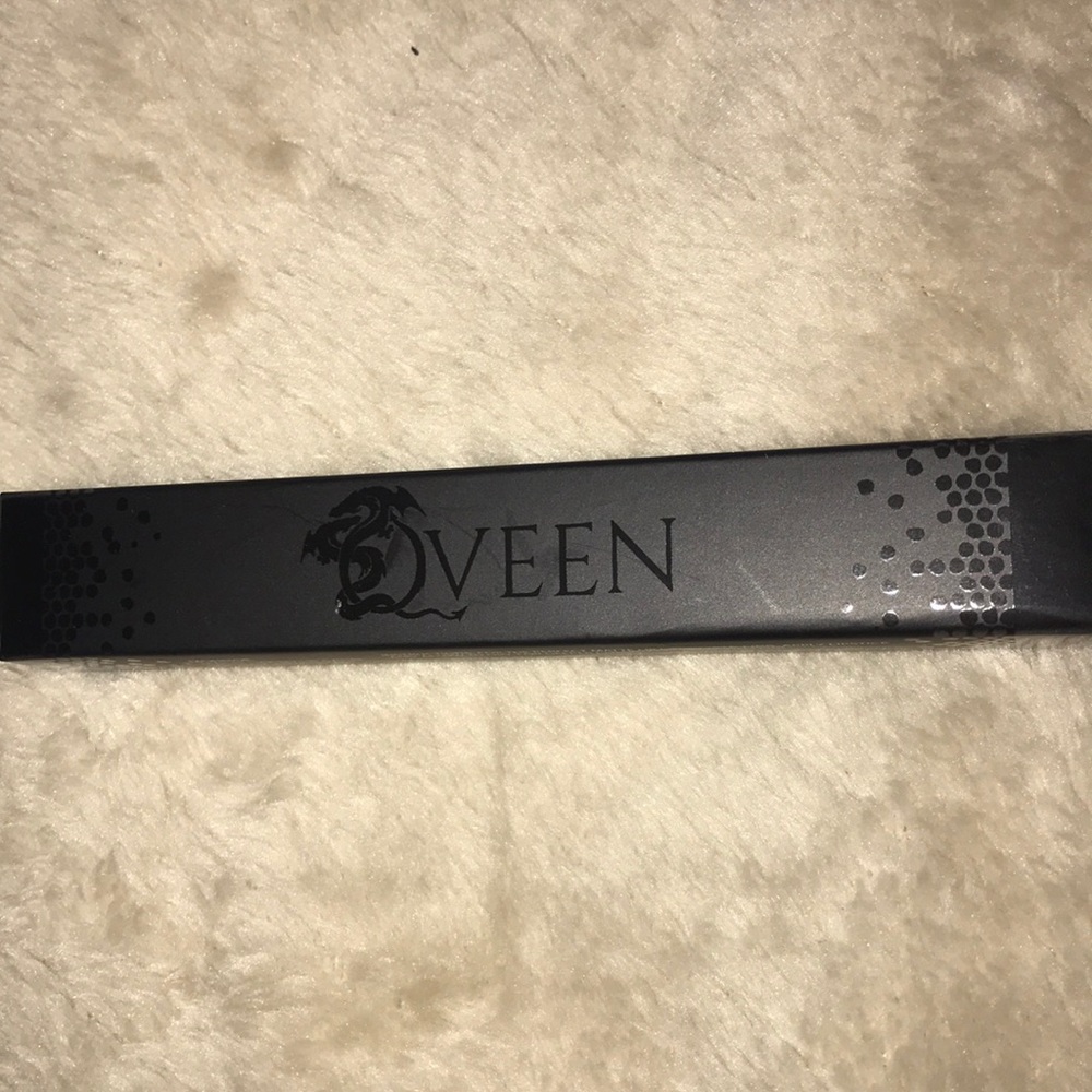Queen matte lipstick